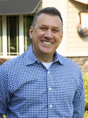 Headshot of Dr. Steve Napier